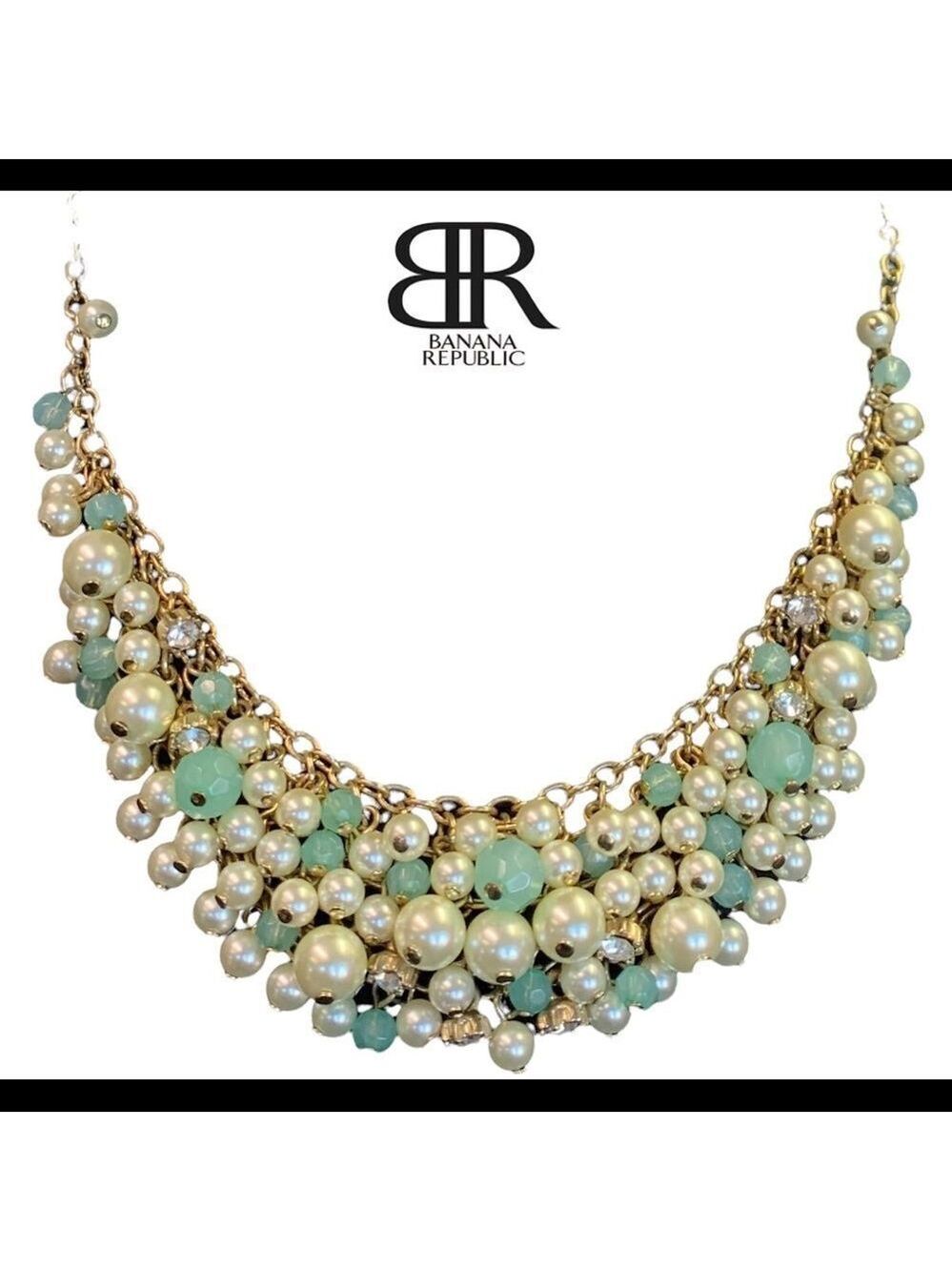 Banana Republic green cream faux pearl beaded rhinestone gold chain necklace